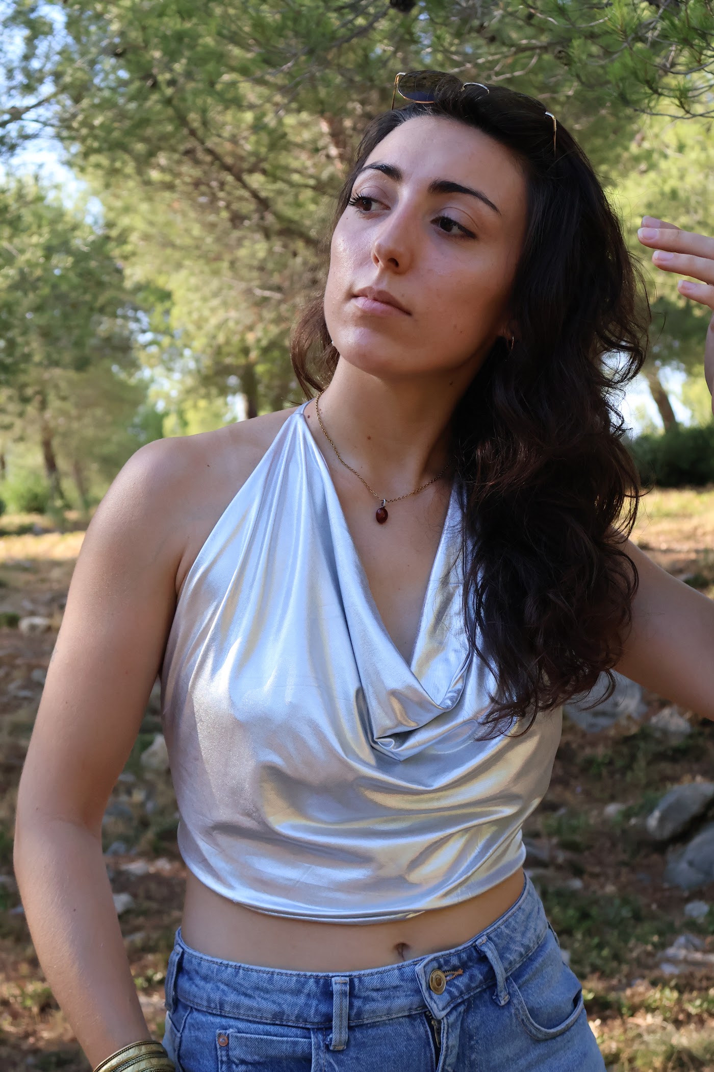 Dos-nu Cam — Lycra argenté (80% polyester, 20% élasthanne)