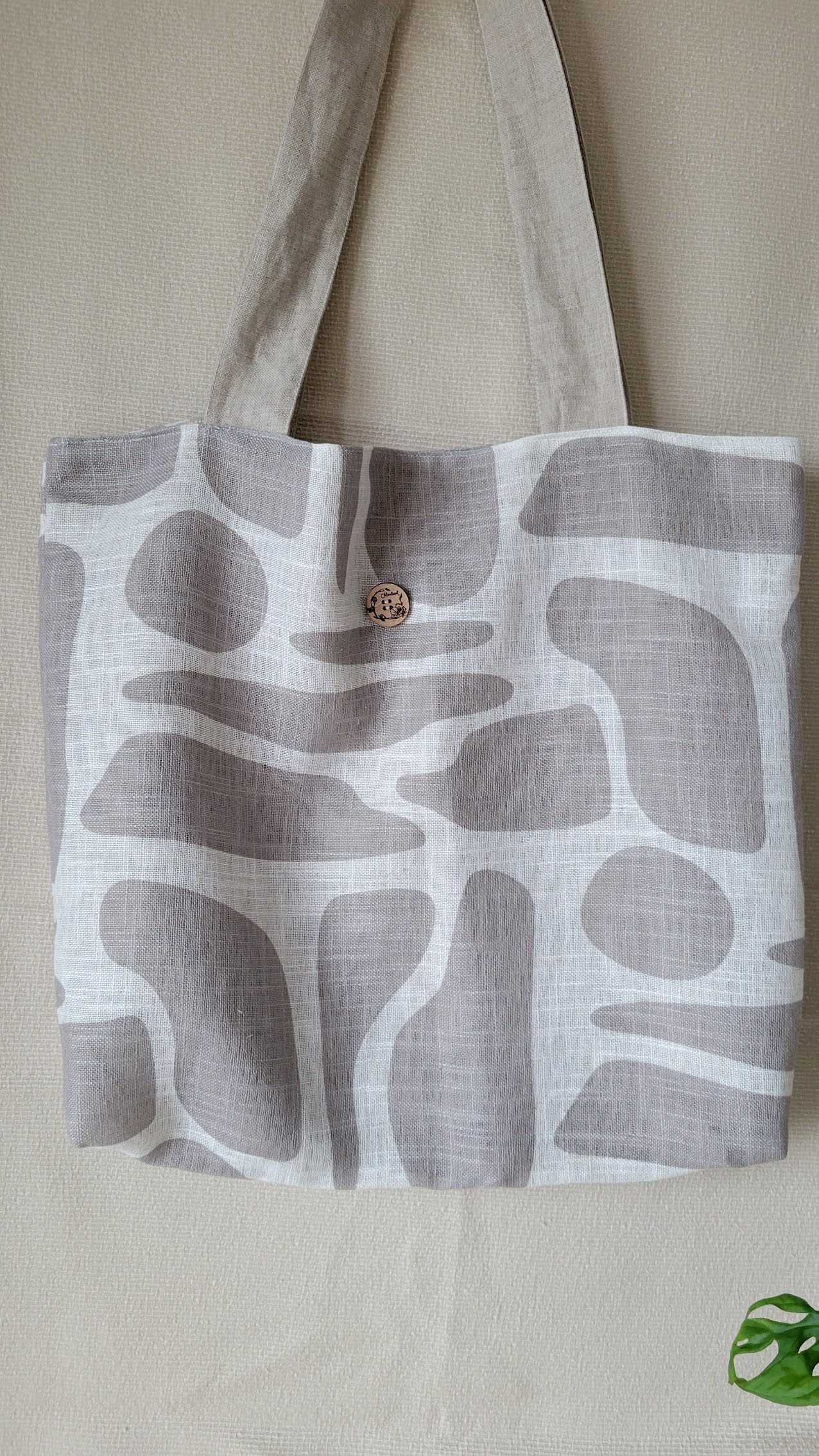 Sac Monique — Chute d'organza à motif organique couleur beige et blanc - polyester
